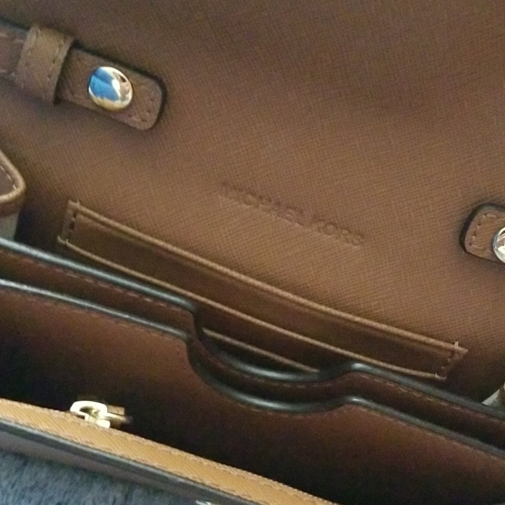 Authentic Brand New Michael Kors Crossbody - image 3